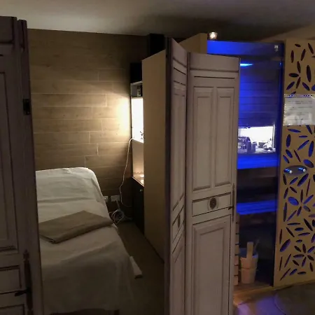 בית הארחה Relais Dei Mandorli 4*
